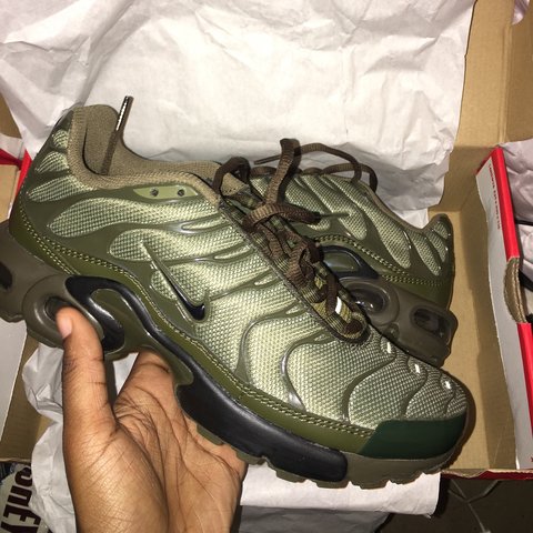 nike tns khaki